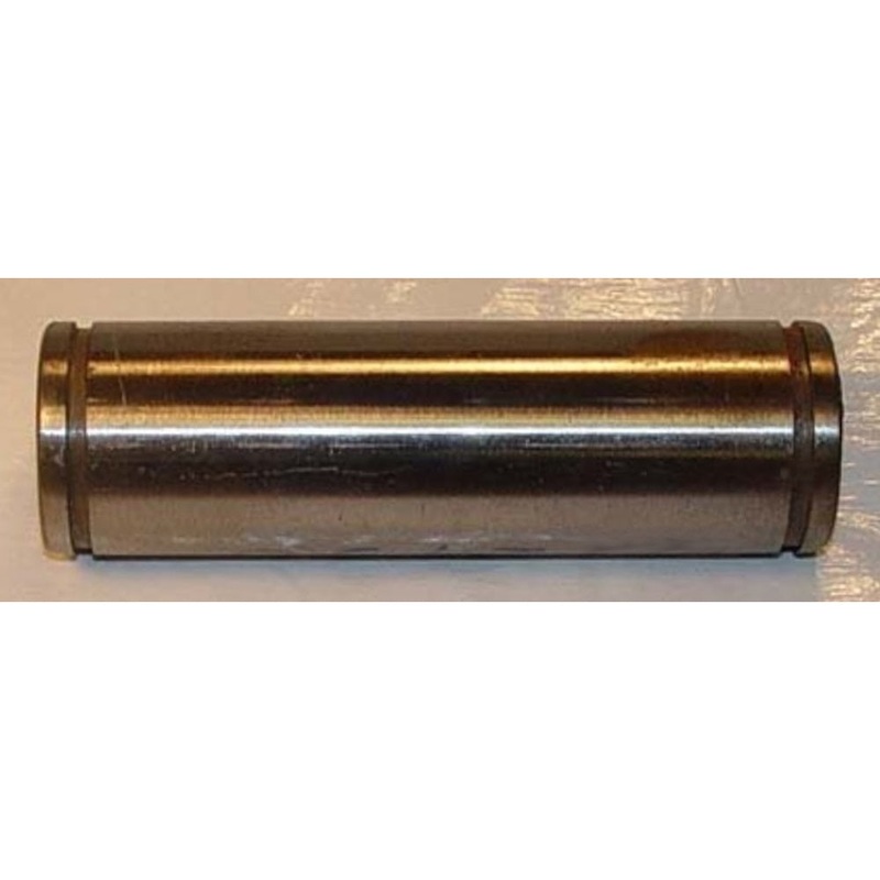 D32930 Pin Lift Cylinder on Frame Fits Case 1150B, 1150C, 1150D, 1150E (CONT.)