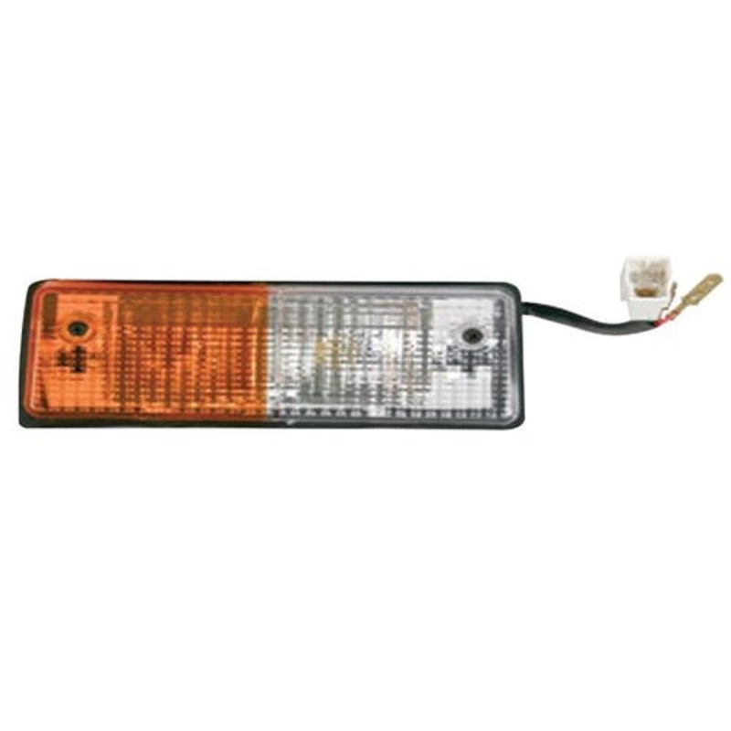 Front Side Lamp - Right Hand fits FIAT 55-46 55-66 60-56 60-66 60-90 65-46 65-56 65-90 70-56 70-66 70-90 80-66 80-90 85-90 90-90 100-90 110-90 4999589