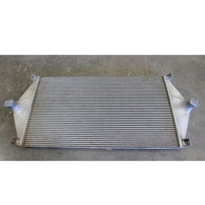 Used Aftercooler fits John Deere 9100 9120 9200 9220 RE61922